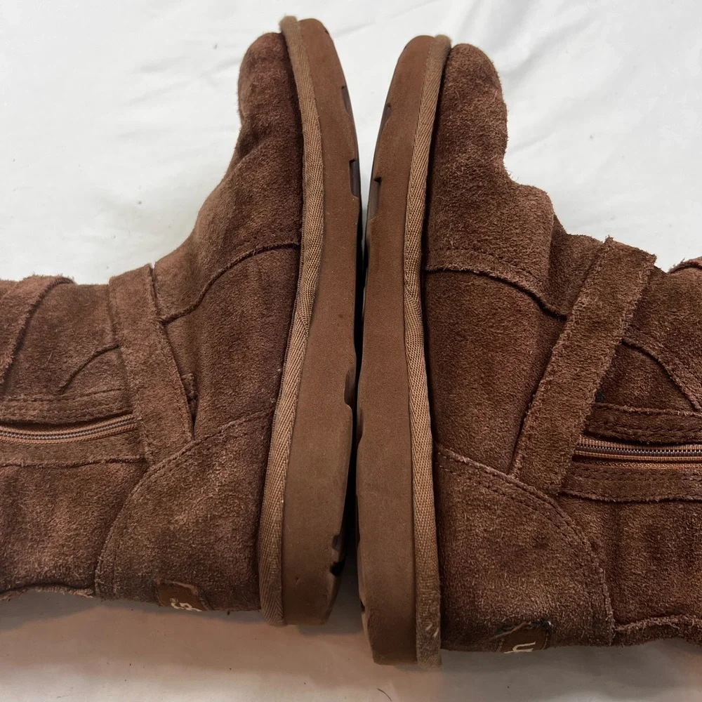 UGG Australia Maddi II Boots Chocolate Brown Size 4 S/N 1102529 EUC L050922 - Picture 4 of 7